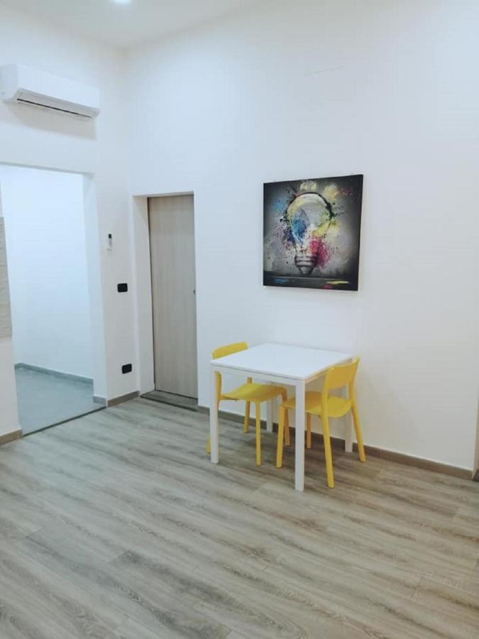 Appartamento Nuovo A 1 Minuto Dal Porto Livorno Luaran gambar